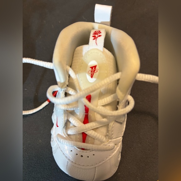Nike Baby White and Red Walker Shoes EUC - Picture 5 of 7
